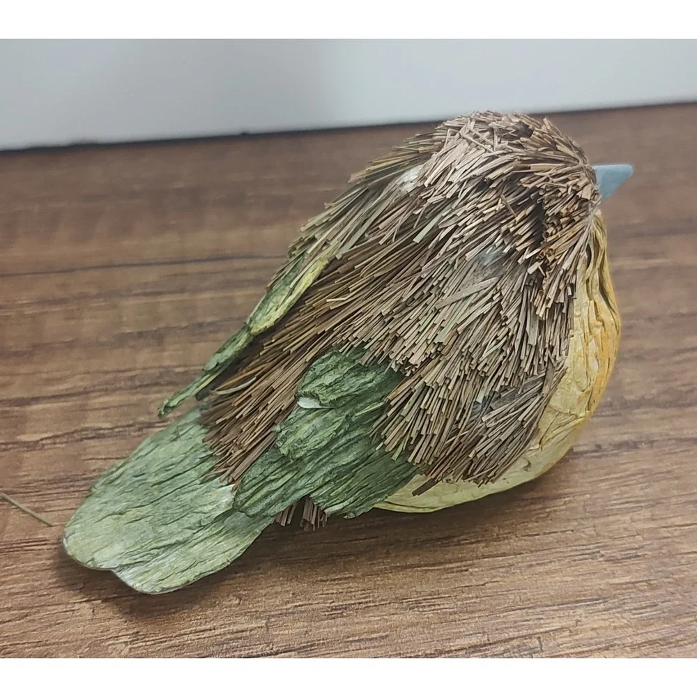 Handcrafted Straw Wood Bird Figurine Lot Of 2 D2